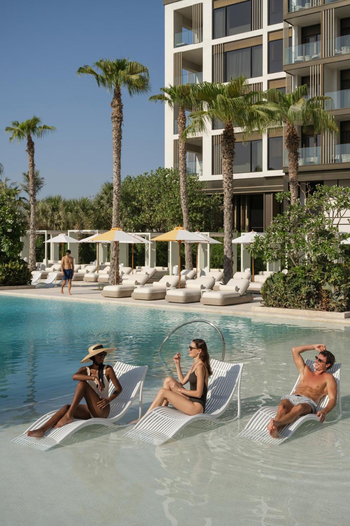 Delano Dubai At Bluewaters Hotel Ngoại thất bức ảnh The Beach at The Edition